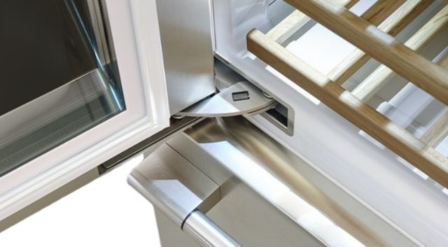 Fulgor Milano Sofia 700 Series 24" Stainless Steel Left Hinge Built-In Wine Cooler-3