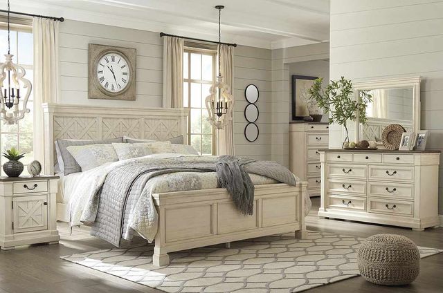 Signature Design by Ashley® Bolanburg Antique White Queen Panel Bed-3