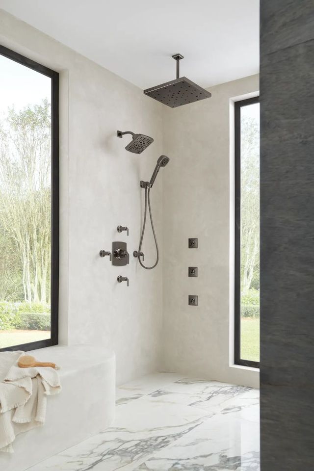 Brizo Essential™ Brilliance® Black Onyx Hydrachoice® H2Okinetic® Invigorating Spray Head-2