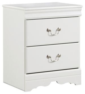 Click to view more images of the product.