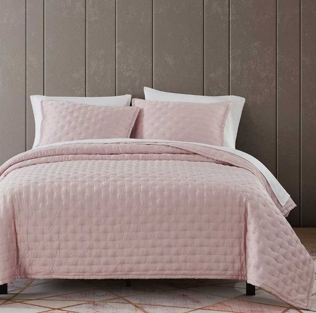 HiEnd Accents Eucalyptus 3-Piece Blush King Bedding Bundle-4