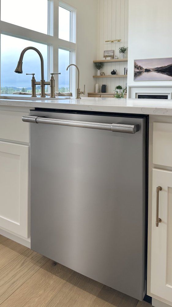 Frigidaire Professional 24" Smudge-Proof Stainless Steel Top Control Built-In Dishwasher Frigidaire Professional 24" Smudge-Proof Stainless Steel Top Control Built-In Dishwasher