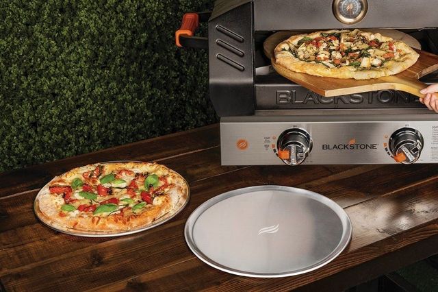 Blackstone® 2 Pack Pizza Pan -4