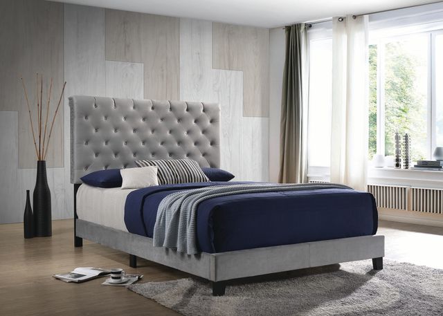 Coaster® Warner Grey Queen Upholstered Bed-3