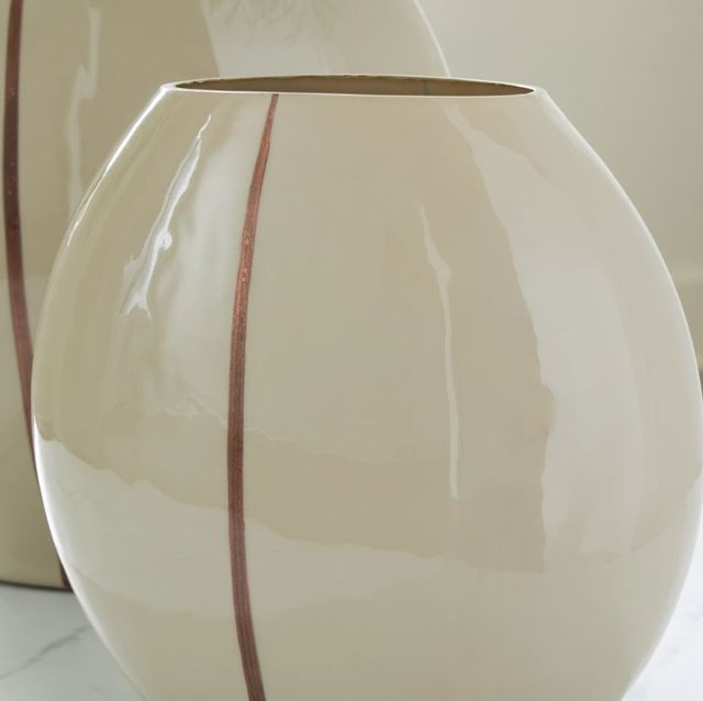 Signature Design by Ashley® Sheabourne Cream 9" Vase-3