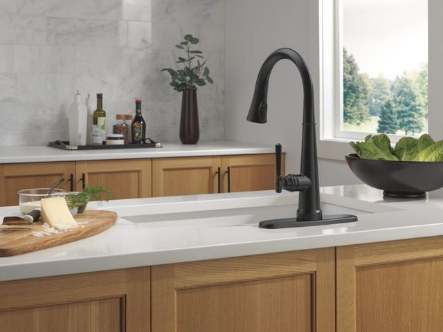Delta Emmeline® Matte Black Touch2O® Technology Kitchen Faucet with Touchless Technology -1