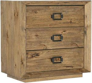 Big Sky 3-Drawer Nightstand