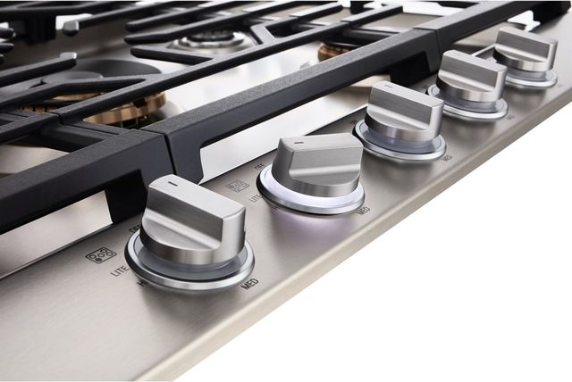 LG SIGNATURE 36" Stainless Steel UltraHeat™ Gas Cooktop with EasyClean®-2