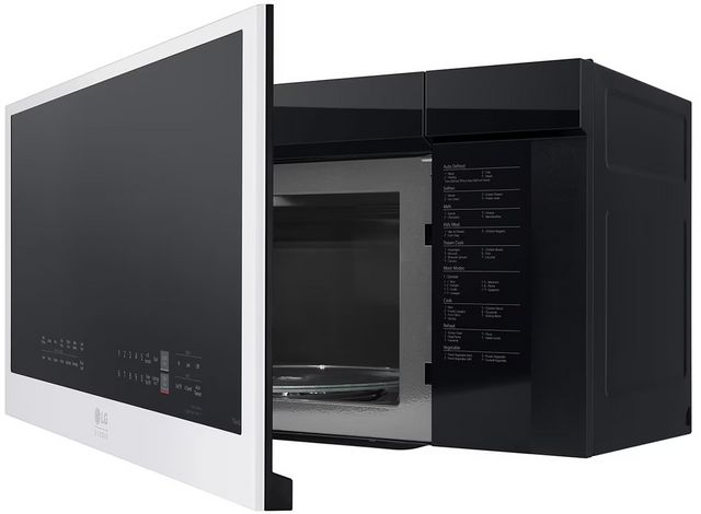 Four à micro-ondes à hotte intégrée de 30 po LG Studio® de 2.0 pi³ - Essence blanc-7