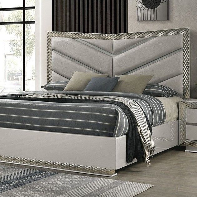 Furniture of America® Ventnor 4-Piece Gray Queen Bedroom Set-1