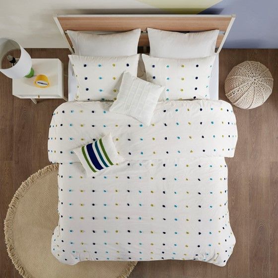 Olliix by Urban Habitat Kids Callie Green and Navy Full/Queen Cotton Jacquard Pom Pom Comforter Set-3