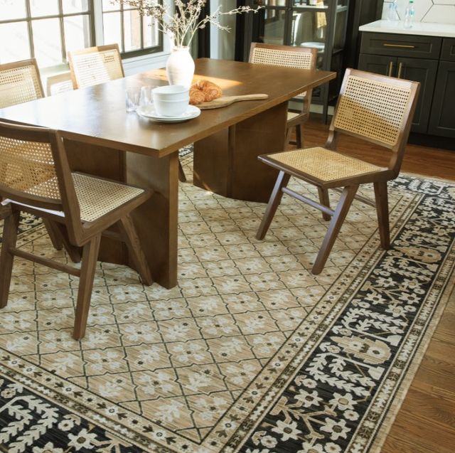 Oriental Weavers™ Acacia 5'x8' Style 11 Area Rug-1