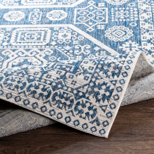 Surya Eagean Navy/Off-White 4'x6' Area Rug-3