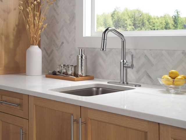 Delta Cordova™ Arctic Stainless Single Handle Pull-Down Bar/Preparation Kitchen Faucet-4