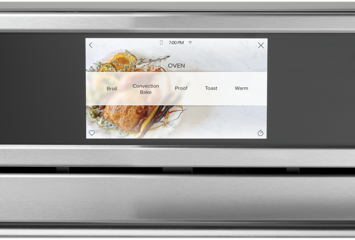 Professional browning on food from a speed oven