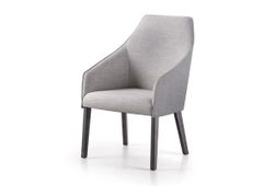 CHAISE SARA