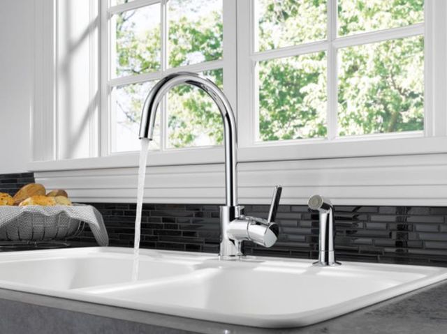 Peerless Precept® Chrome Single Handle Kitchen Faucet with Spray-2
