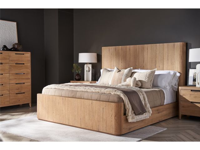 Universal Explore Home™ New Modern Walker Natural Oak Queen Panel Bed-2