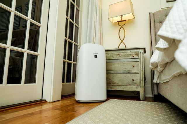 Sharp® White Smart Air Purifier and Humidifier with Plasmacluster Ion Technology-19