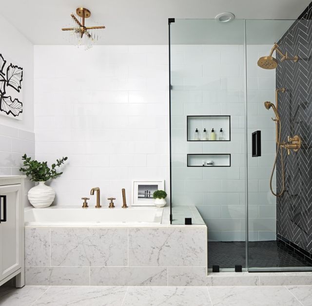 Brizo Litze® Brilliance® Luxe Gold® Wall Mount Handshower with H2Okinetic® Technology-1