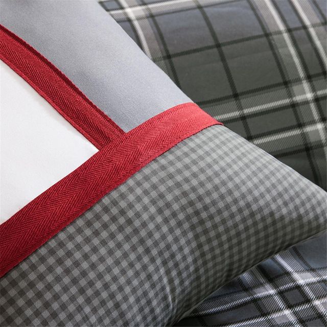 Olliix by Intelligent Design Daryl Grey King/California King Comforter Set-4