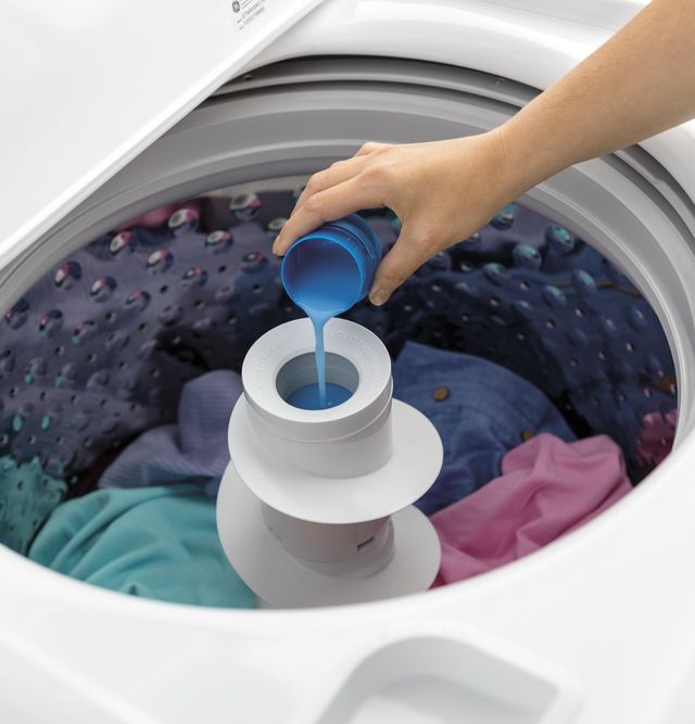 GE® 4.5 Cu. Ft. White Top Load Washer-6