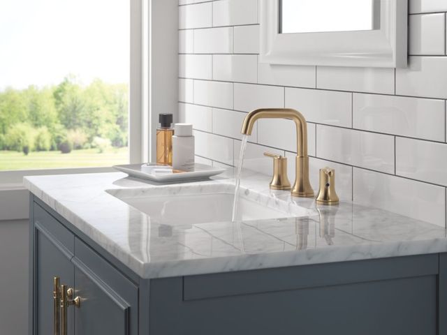 Delta Trinsic® Champagne Bronze 2-Handle Lever Widespread Bathroom Faucet-1