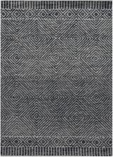 Grey/Black Retreat