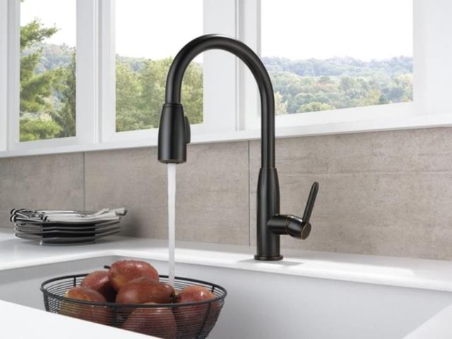 Peerless Tunbridge™ Oil Rubbed Bronze Single Handle Pull-Down Kitchen Faucet-1