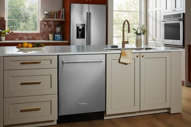 KitchenAid® 24" PrintShield™ Finish Stainless Steel Top Control Built In Dishwasher-9