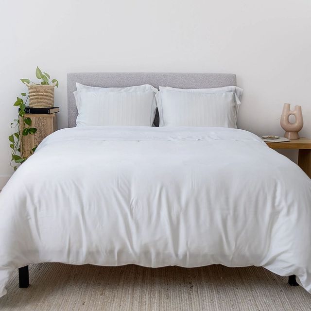 Hush Iced 3-Piece White Twin Duvet Cover Set-3