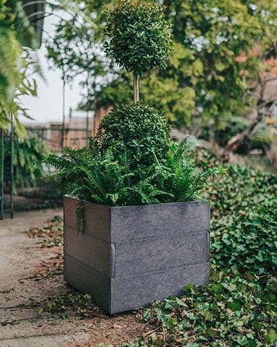 C R Plastics Modern Terra Square Planter-2