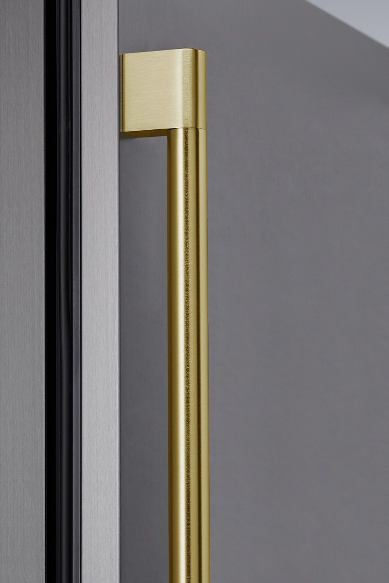 Zephyr Presrv™ Brushed Gold Pro Handle | Famous Tate | Tampa, FL