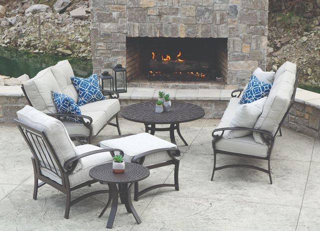 Lane Venture® Monterey Light Brown Cushion Lounge Chair-1