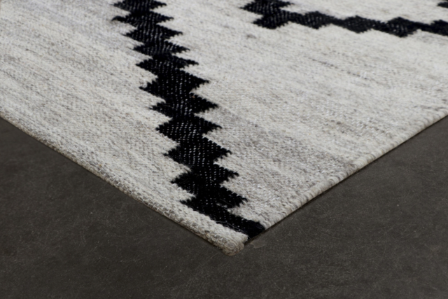 Renwil® Zaatar Beige/Black 9' X 12' Area Rug-1