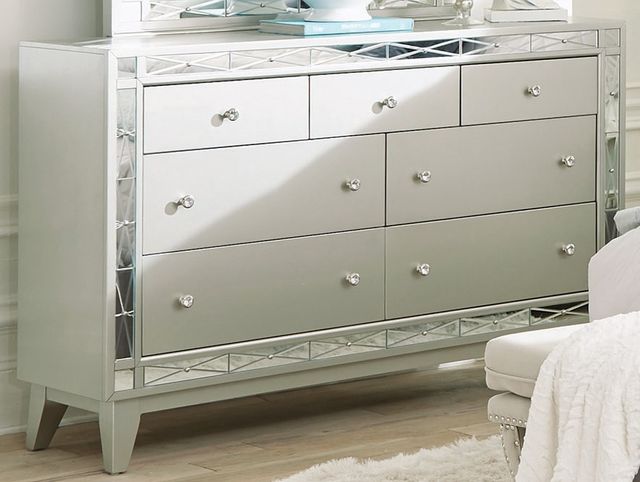 Coaster® Camille 4-Piece Grey/Metallic Mercury Queen Bedroom Set-2