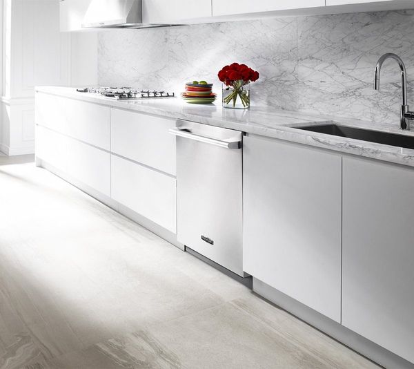 Signature Kitchen Suite 24" Stainless Steel Built In Dishwasher