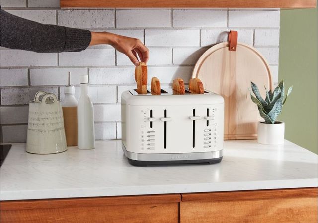 KitchenAid® 4 Silce Porcelain White Toaster -2