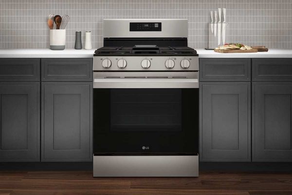 LG 30" Stainless Steel Smart Freestanding Gas Range
