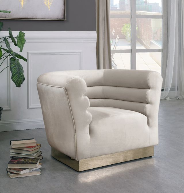 Meridian Furniture Bellini Cream Velvet Chair-2