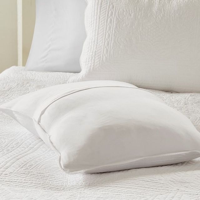 Olliix by Madison Park White King/California King Tuscany 3 Piece Reversible Scalloped Edge Coverlet Set-3