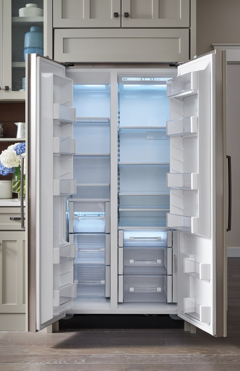 Sub-Zero® 20.6 Cu. Ft. Built In Side By Side Refrigerator