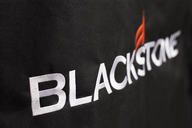 Blackstone® 36" Black Griddle Cover-2