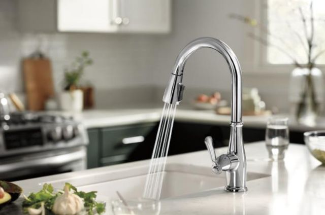 Peerless Elmhurst® Chrome Single Handle Pull-Down Kitchen Faucetcet-1
