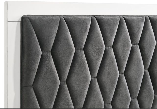 Coaster® Sonora White Queen Upholstered Panel Bed-3