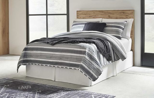 Signature Design by Ashley® Hyanna Tan Full Youth Headboard-4