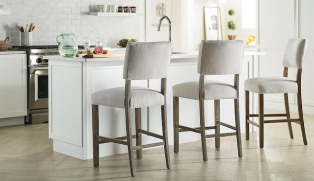 Bassett® Furniture Customizable BenchMade Bailey Oak Counter Stool-3