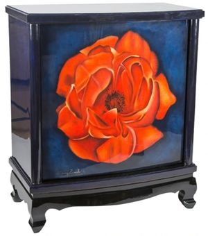 Click to view more images of the product.