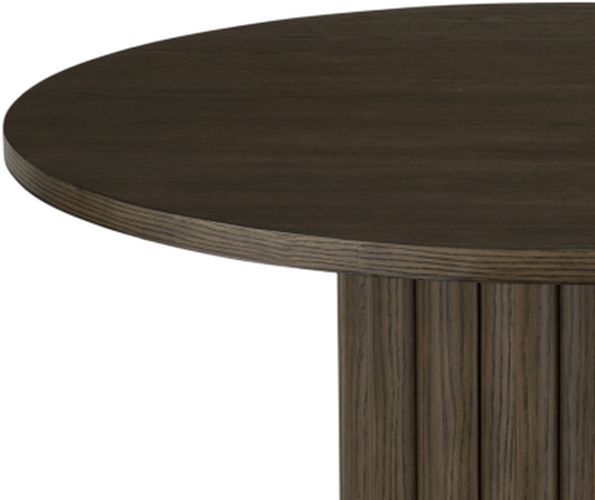 Signature Design by Ashley® Darimore Burnished Brown Round Dining Table-1