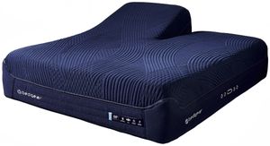 Front view of the BEDGEAR® M5 Night Ice Performance® 14" Hybrid Firm Tight Top Split King Mattress in a Box